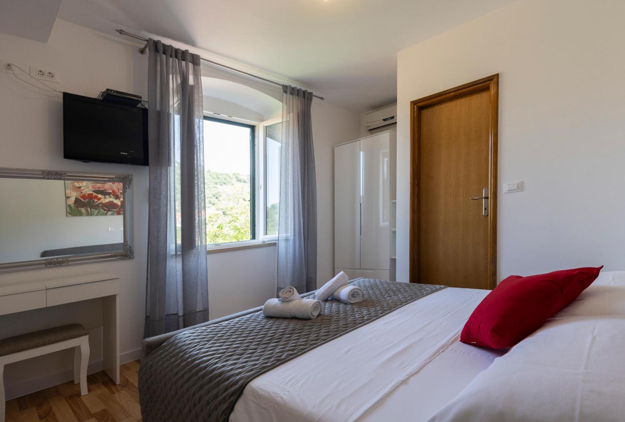 Villa Violic Затон Экстерьер фото